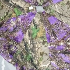 Brown and purple como real tree Christmas skirt